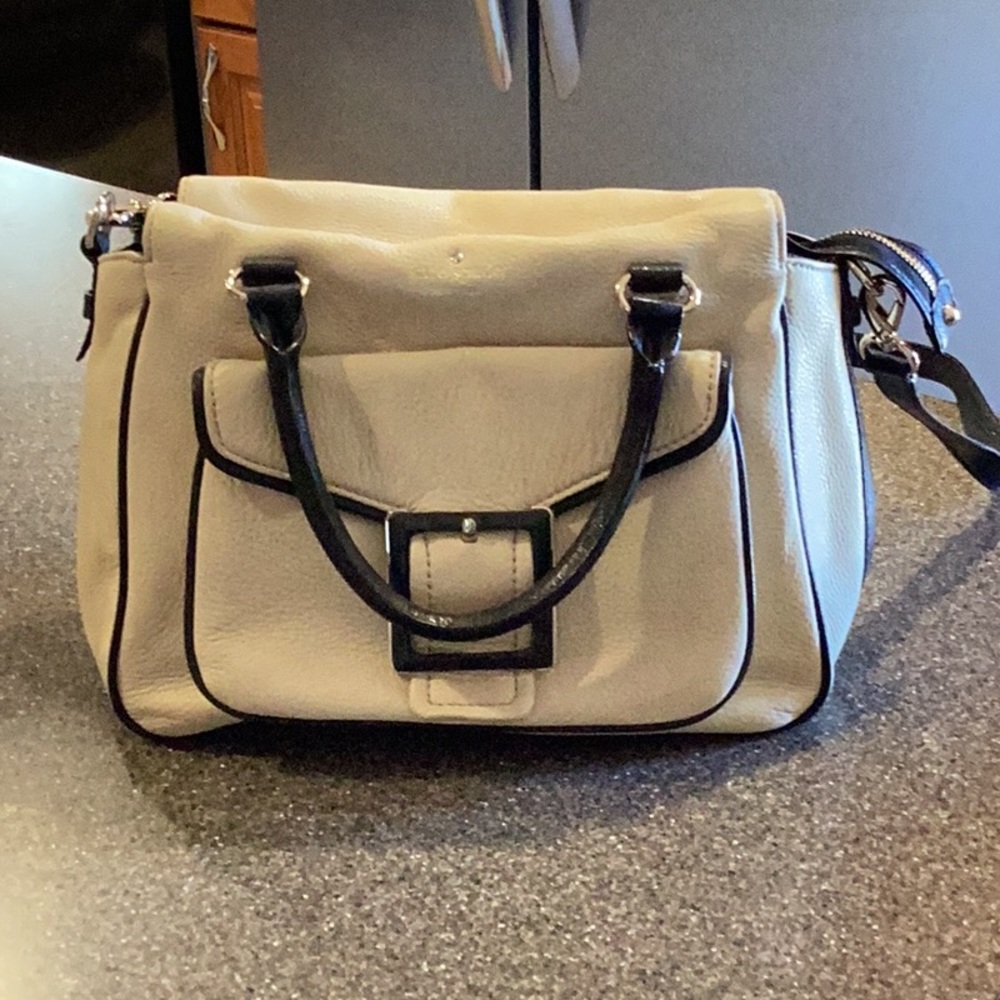 Kate Spade Black and Cream Shoulder Bag